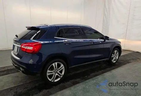 2019 Mercedes-Benz Gla 250 4Matic z USA, uszkodzony, nr VIN WDCTG4GB7KJ619404
